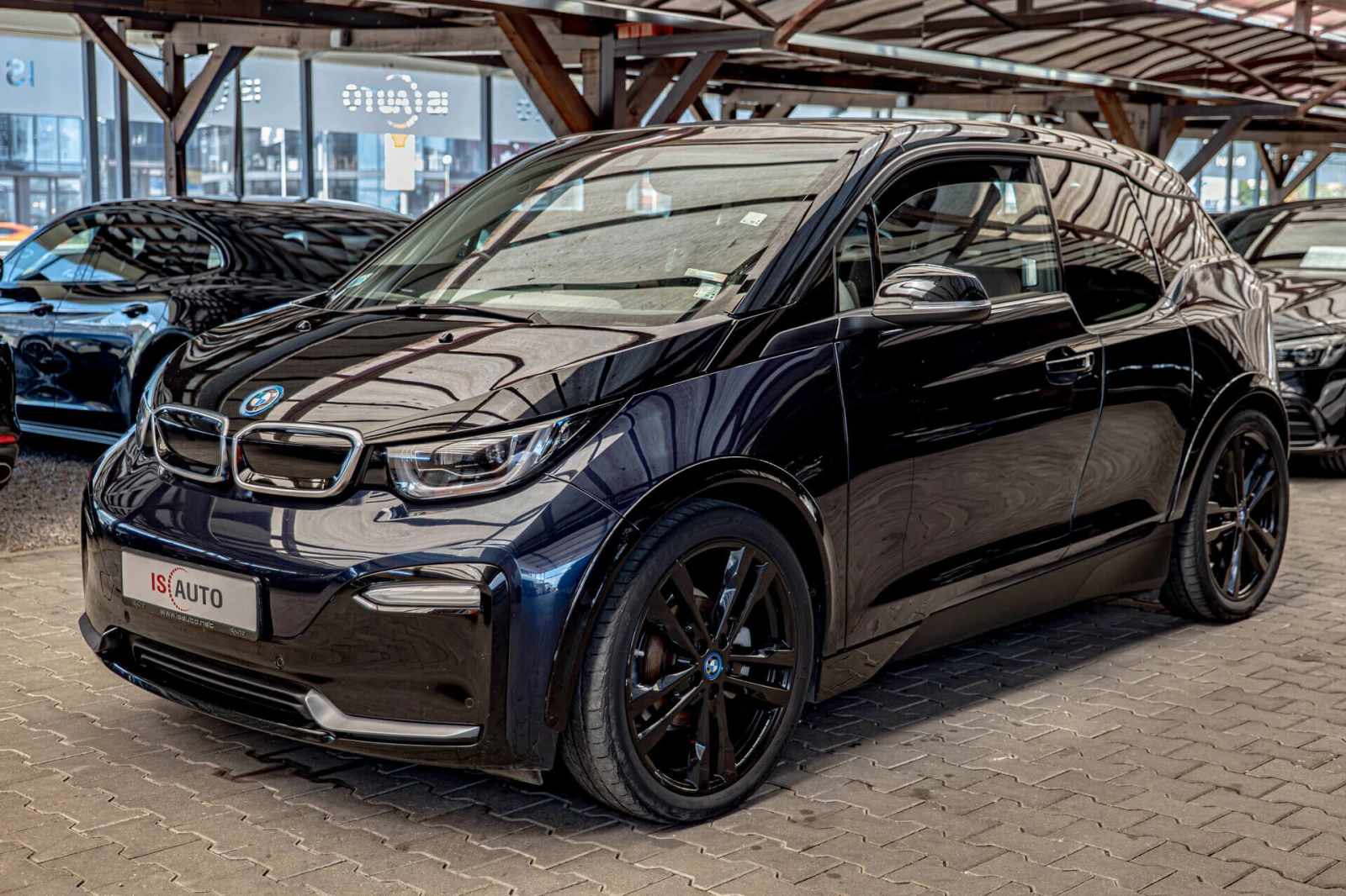 BMW i3 120Ah/Harman Kardon/Камера/Подгрев/Exclusive - изображение 3