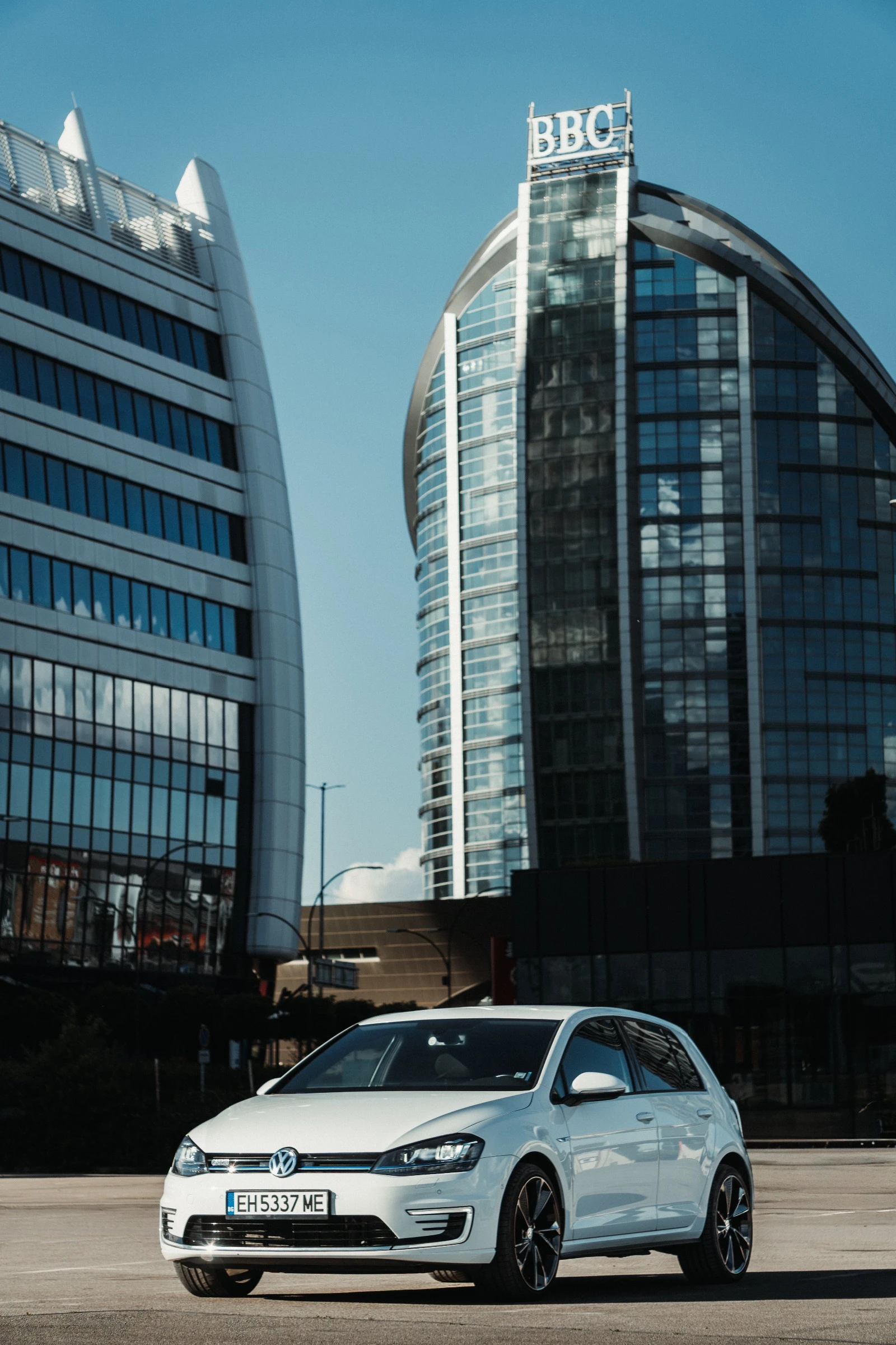 VW Golf GTE 40th Anniversary - изображение 3