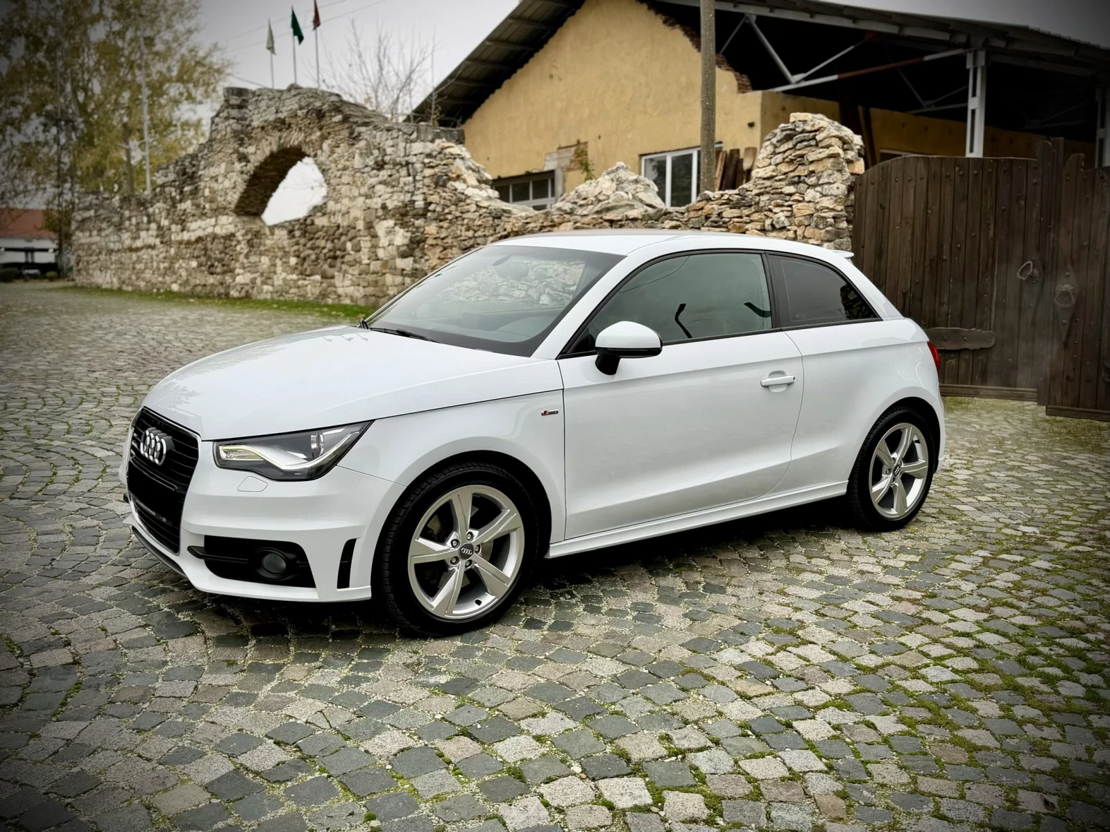 Audi A1 S-line 1.4T 185..  | Mobile.bg   4
