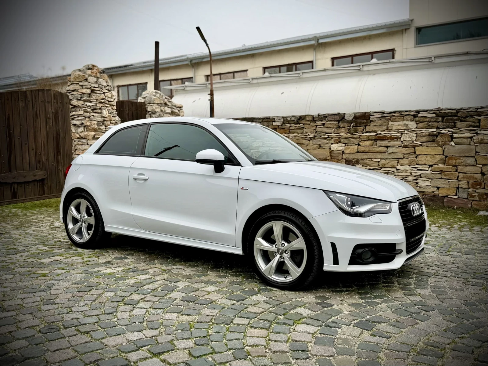 Audi A1 S-line 1.4T 185..  | Mobile.bg   6
