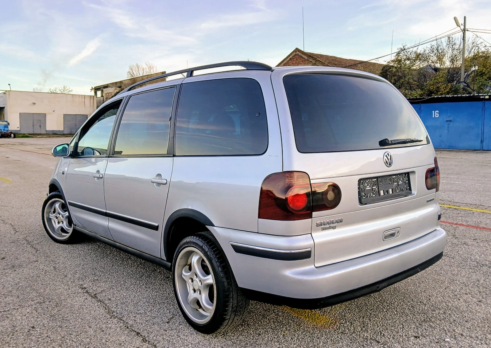 VW Sharan 2.0TDI-Business - изображение 6