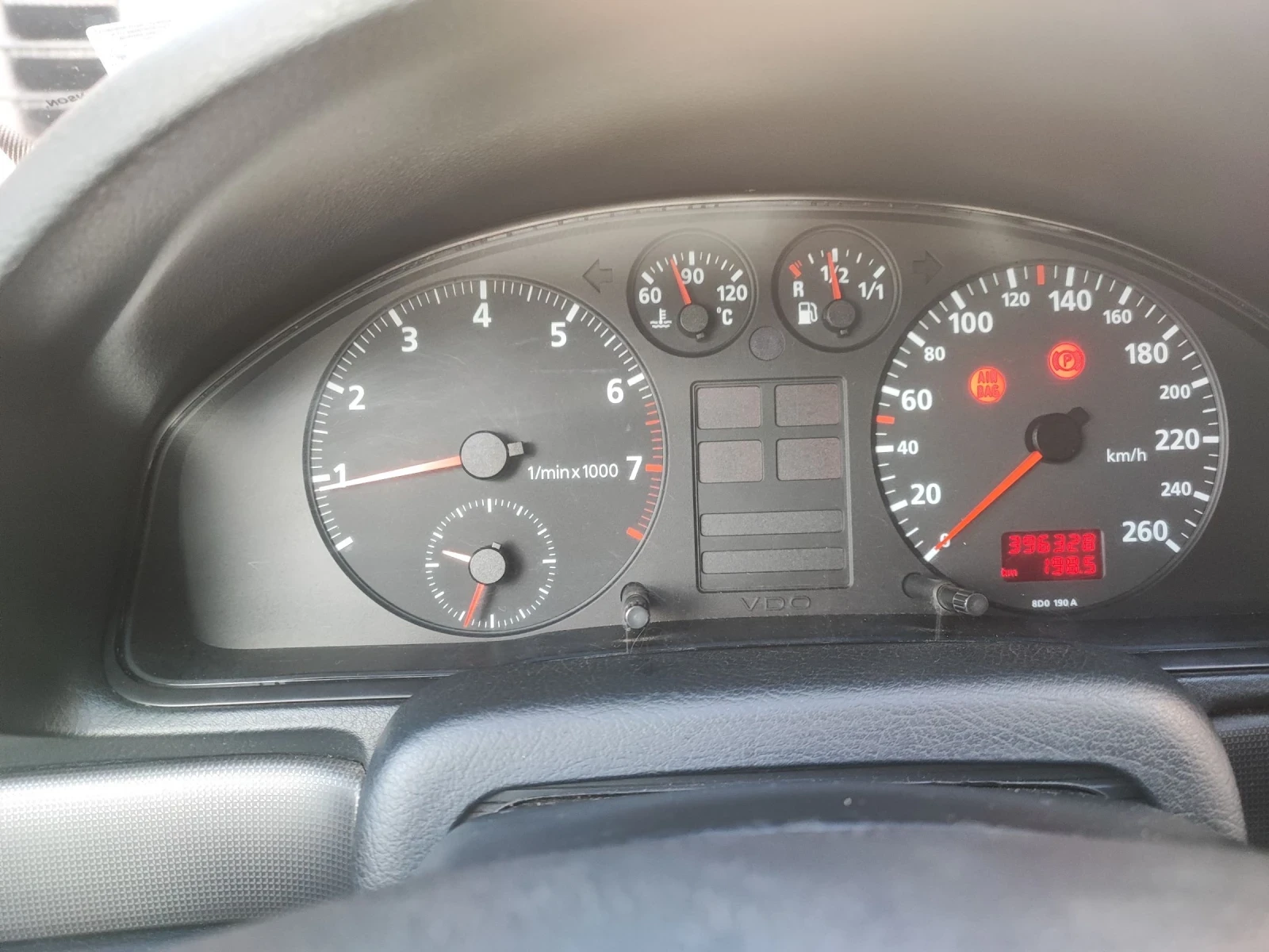 Audi A4 B5 - изображение 8