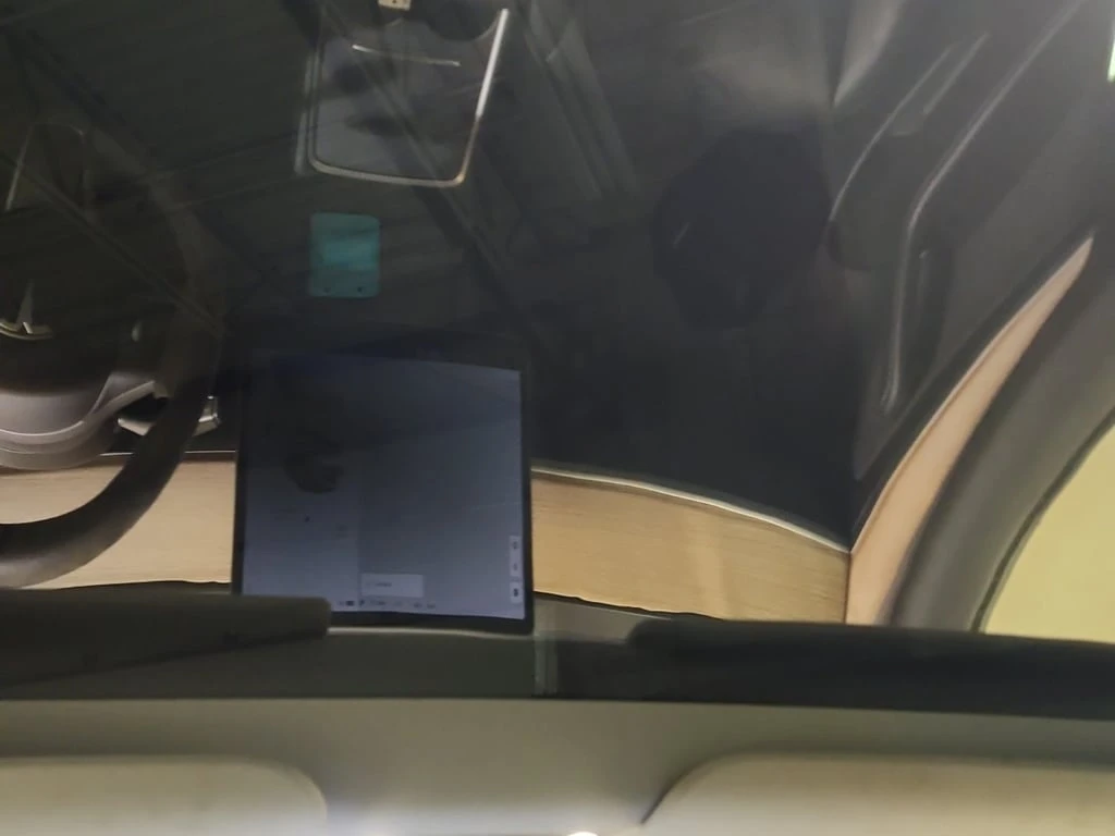 Tesla Model 3 * STANDARD RANGE * CARFAX * ��� ������������ ����� | Mobile.bg � ����������� 12