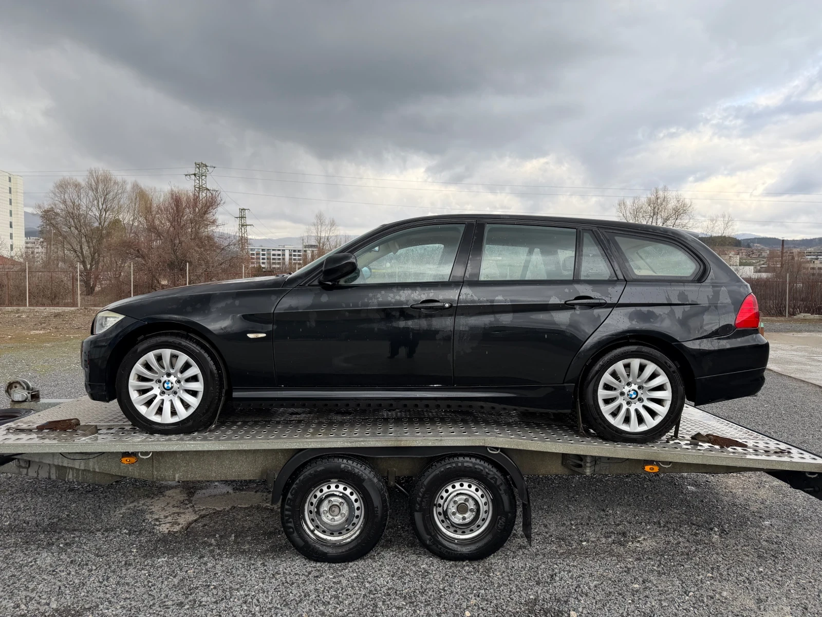 BMW 320, снимка 2 - Автомобили и джипове - 53941269