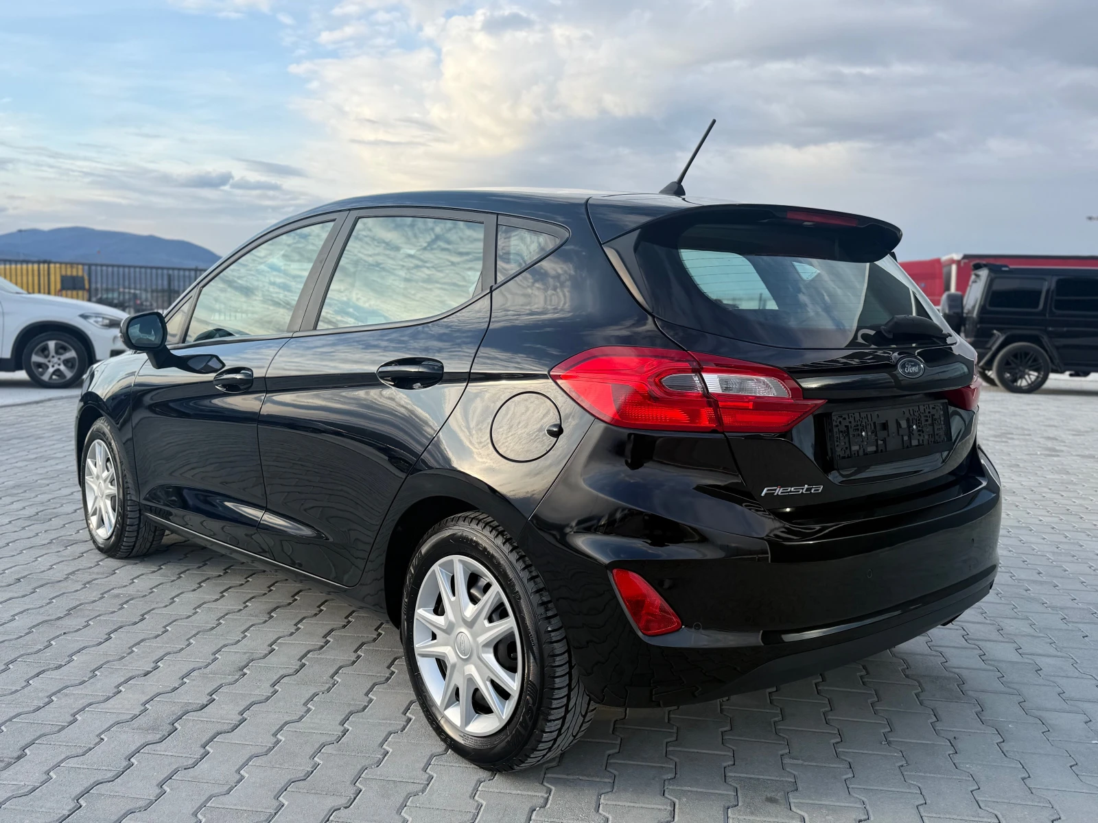 Ford Fiesta 1.5 tdci , снимка 7 - Автомобили и джипове - 53963316