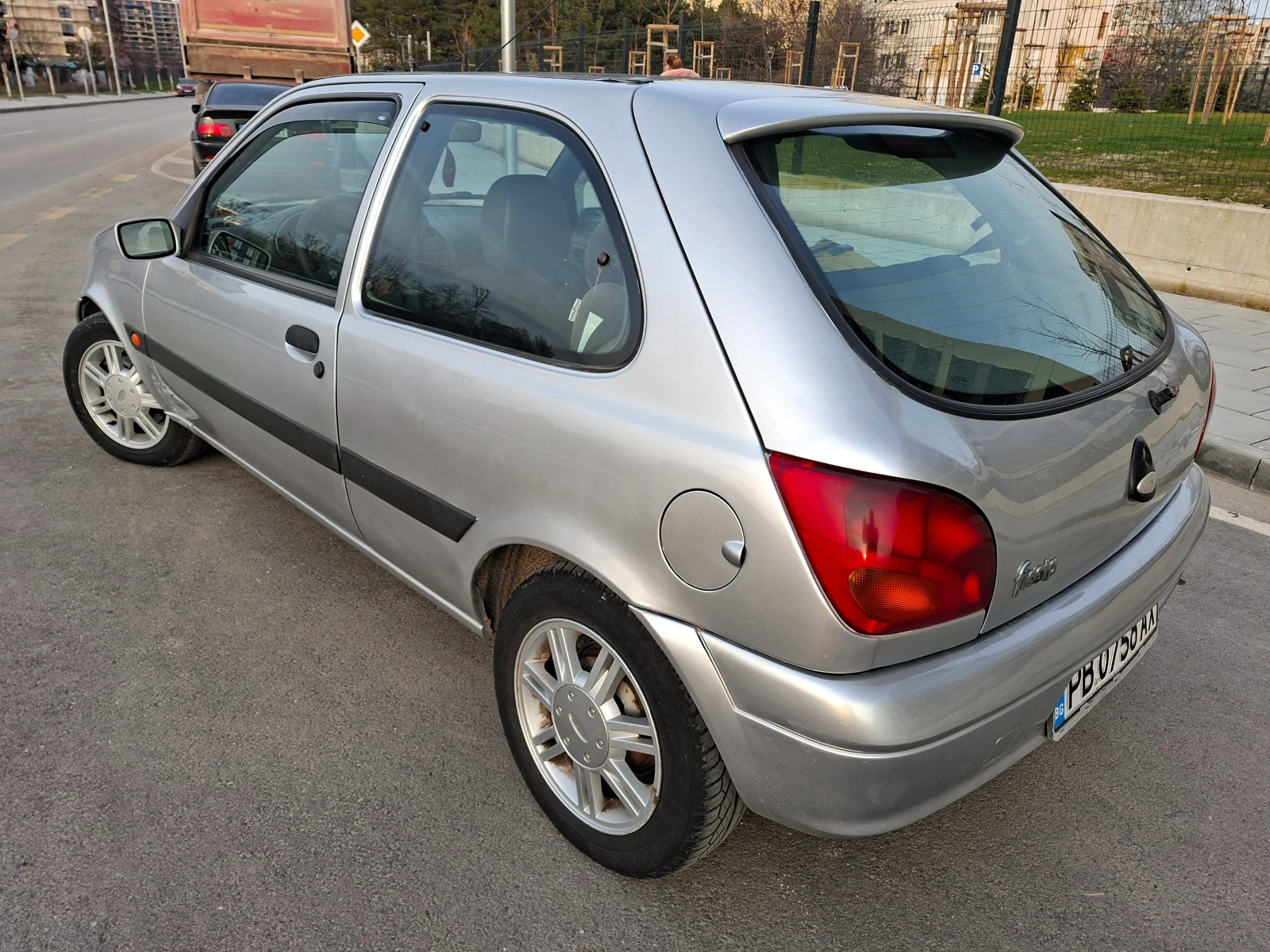 Ford Fiesta 1.3 Газ Клима, снимка 10 - Автомобили и джипове - 54568617