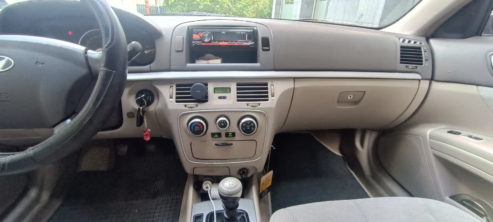 Hyundai Sonata 2.4i/161к.с/Газ/Бензин, снимка 9 - Автомобили и джипове - 54576313