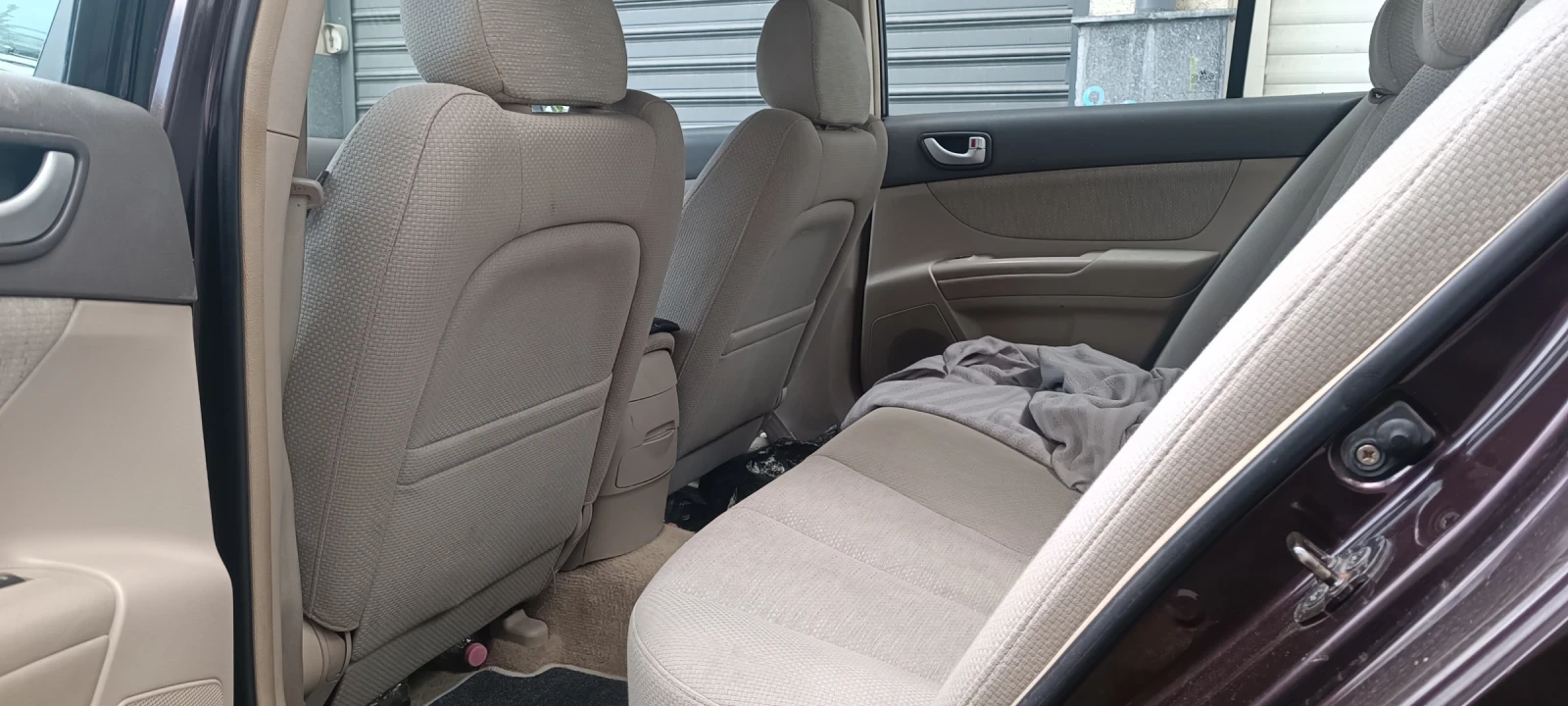 Hyundai Sonata 2.4i/161к.с/Газ/Бензин, снимка 12 - Автомобили и джипове - 54576313