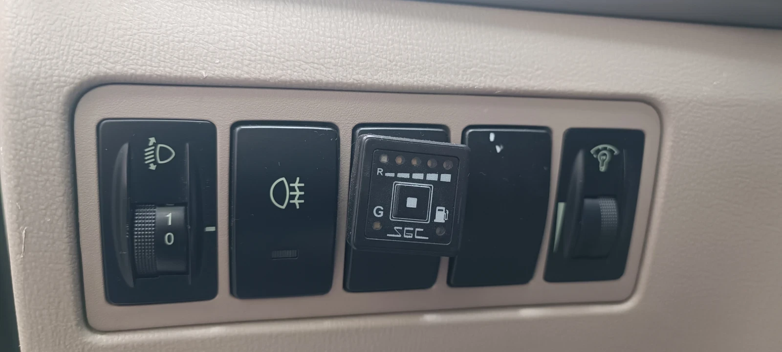 Hyundai Sonata 2.4i/161к.с/Газ/Бензин, снимка 10 - Автомобили и джипове - 54576313
