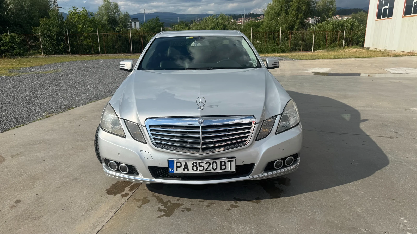 Mercedes-Benz E 350, снимка 2 - Автомобили и джипове - 54894939