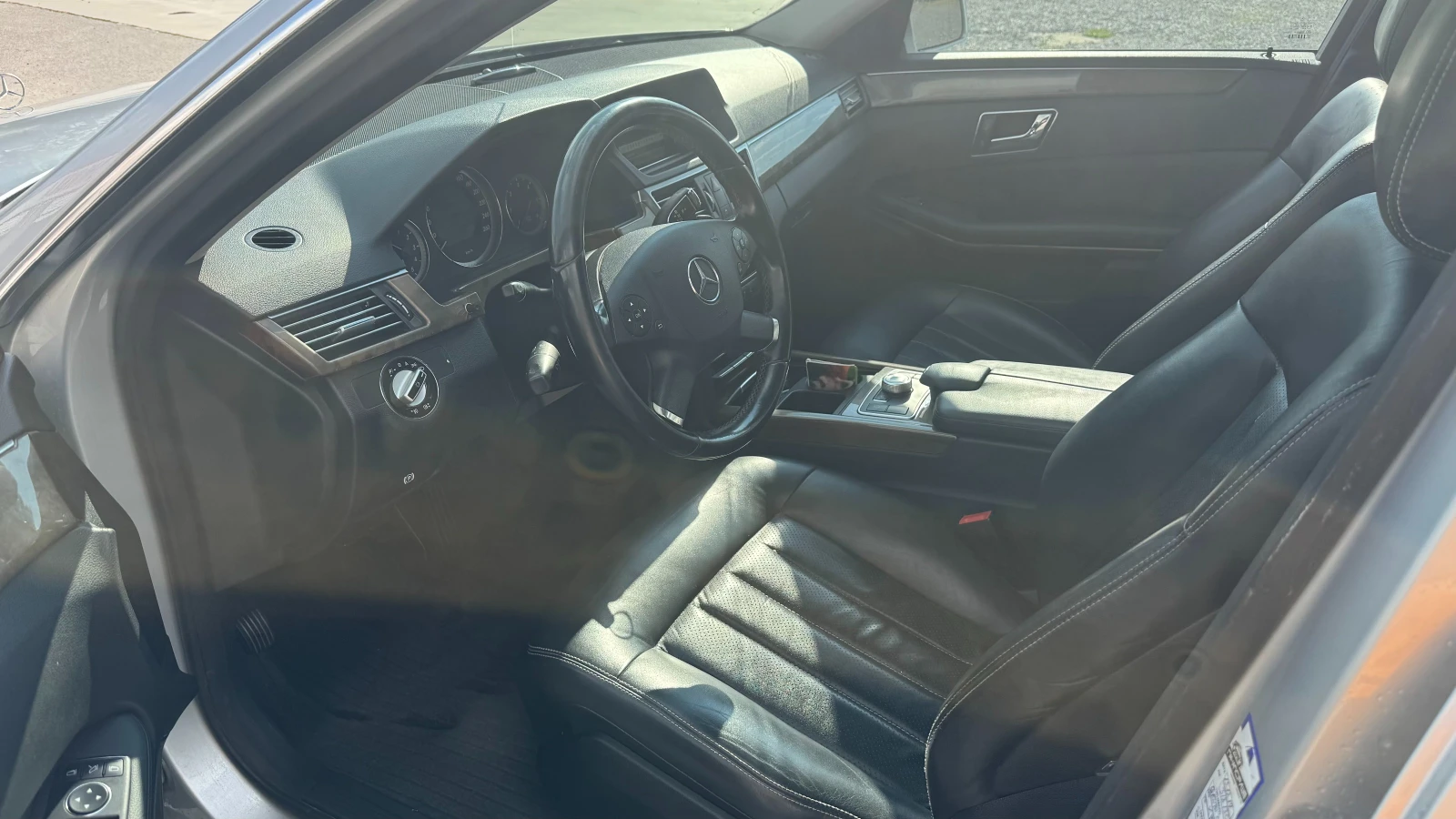 Mercedes-Benz E 350, снимка 12 - Автомобили и джипове - 54894939