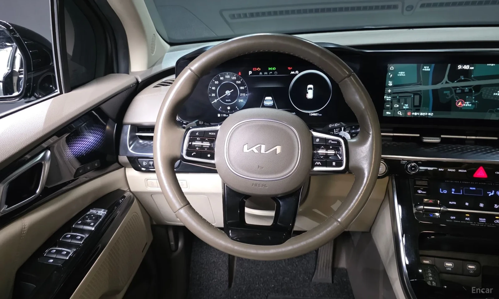 Kia Carnival 9SEATER* HIGH* LIMOUSINE* SIGNATURE, снимка 14 - Автомобили и джипове - 55048965