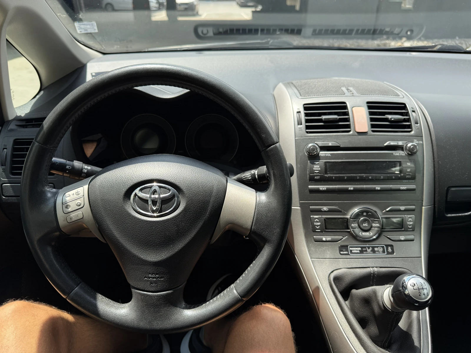Toyota Auris 2.0 D-4D 126к.с., снимка 8 - Автомобили и джипове - 55122826