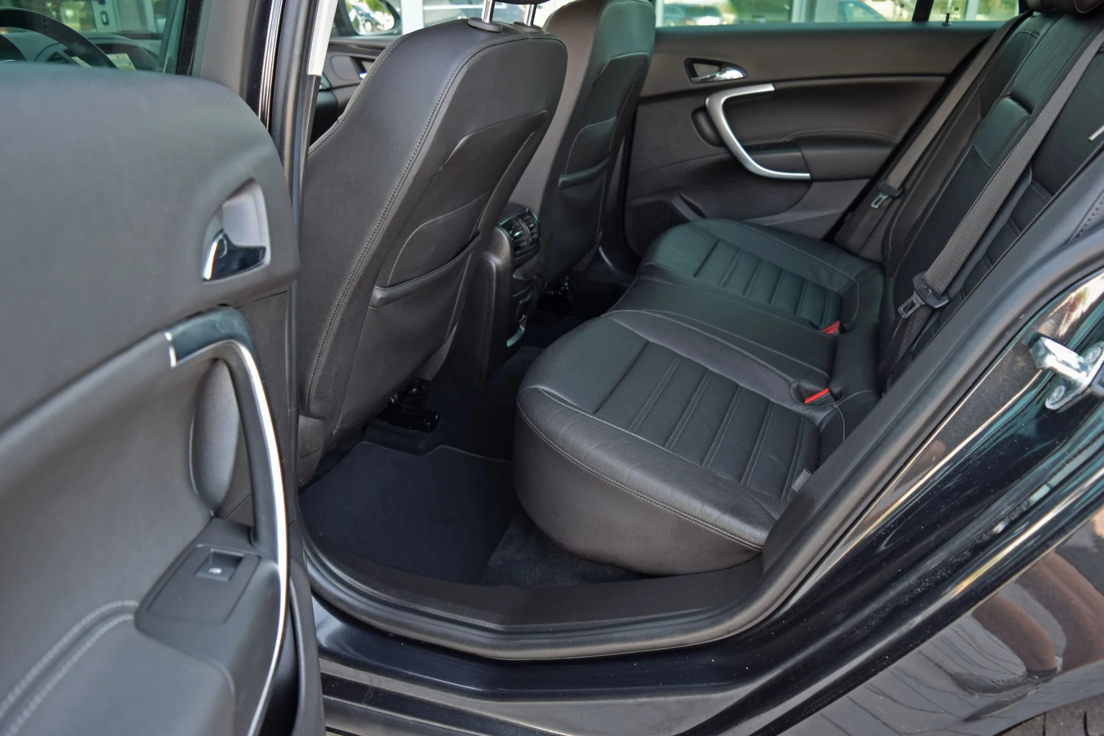 Opel Insignia 2.0 Bi Turbo D 4x4/194ps/Pano/OPC20" | Mobile.bg � ����������� 11