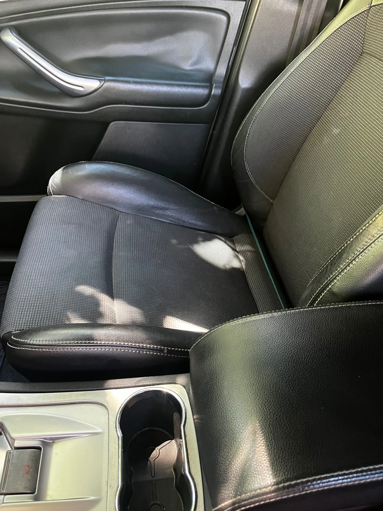 Ford S-Max 2.0TDCI 140 �.� | Mobile.bg � ����������� 12