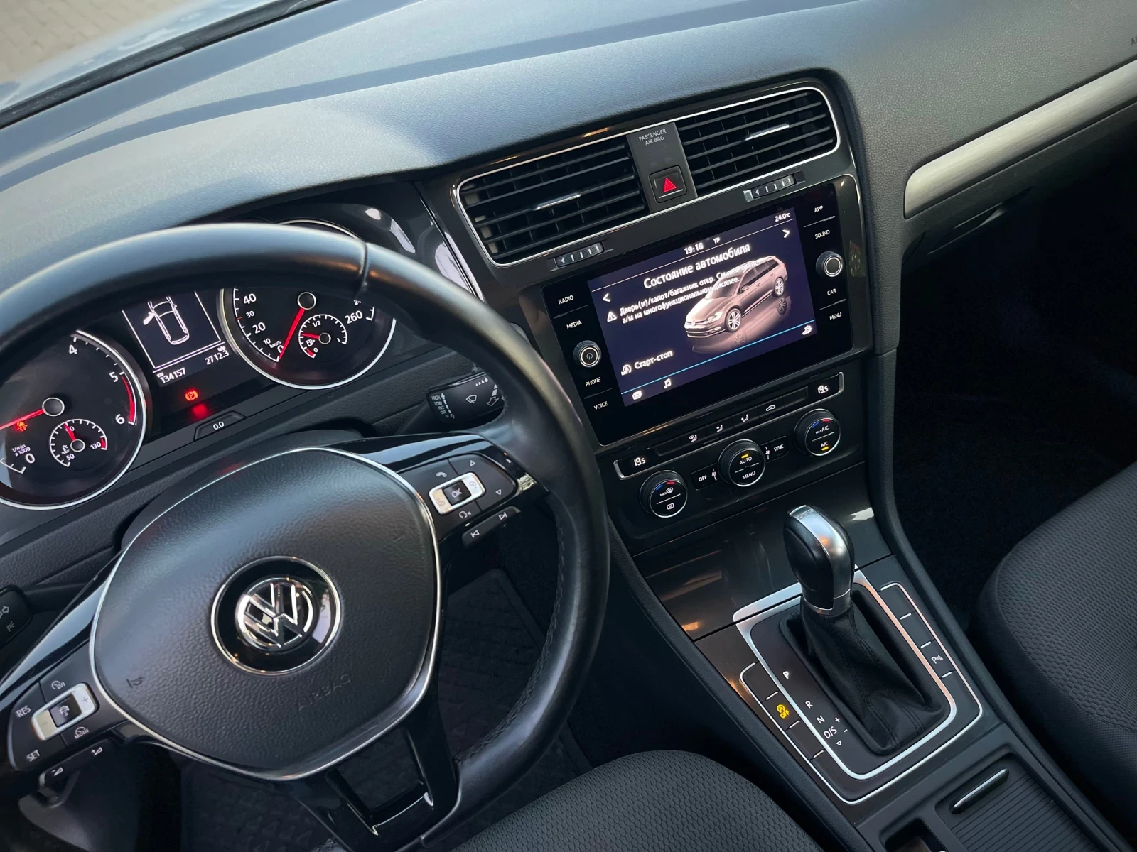 VW Golf Автоматик, снимка 9 - Автомобили и джипове - 55583969