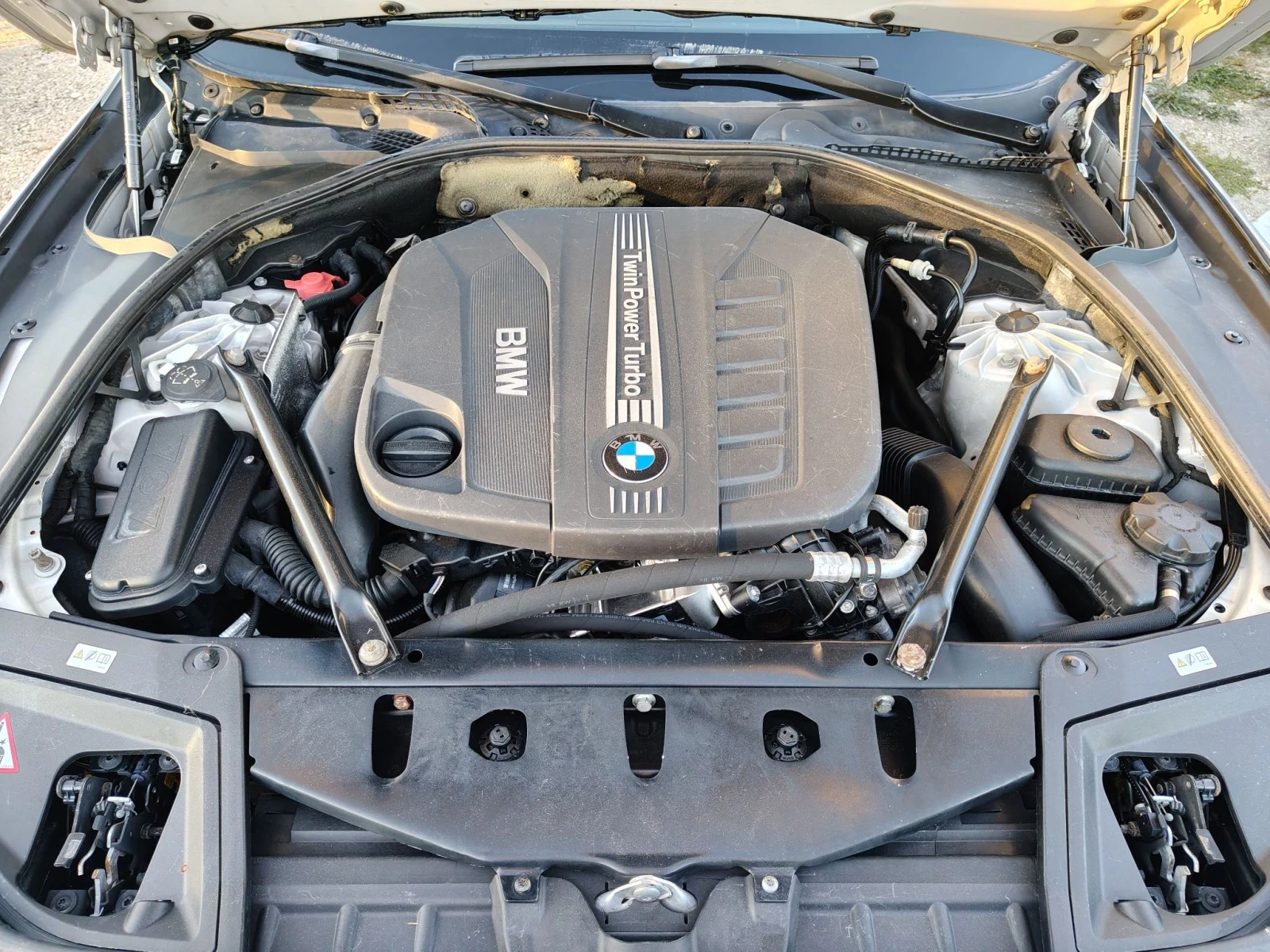 BMW 530 СПЕШНО* 530ХD* 258* СМЕНЕНИ ВЕРИГИ* ПЕРФЕКТЕН* , снимка 13 - Автомобили и джипове - 55963963