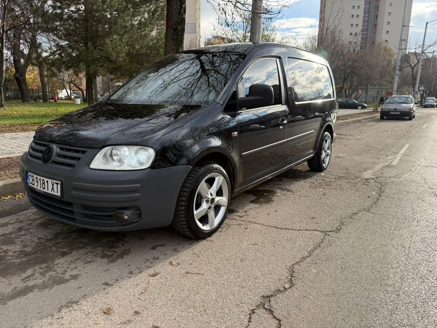 VW Caddy, снимка 4 - Автомобили и джипове - 55976953