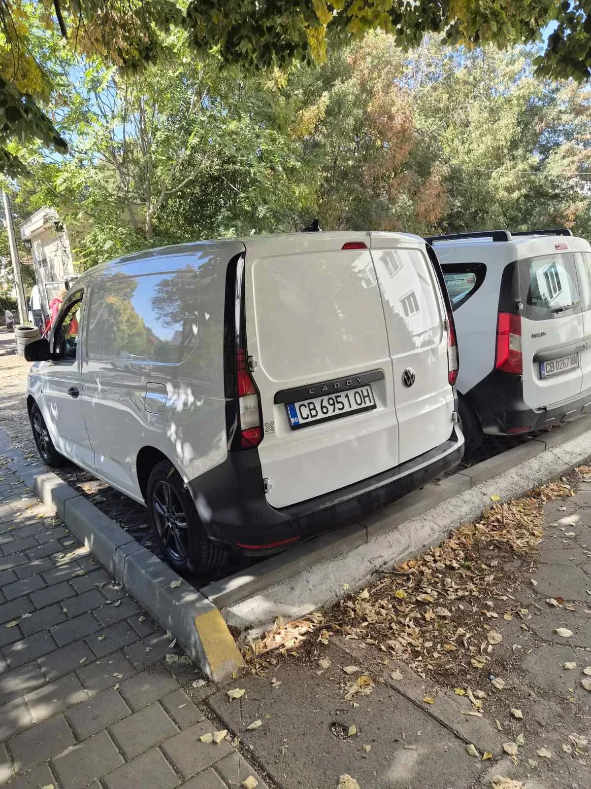 VW Caddy, снимка 6 - Автомобили и джипове - 56378507