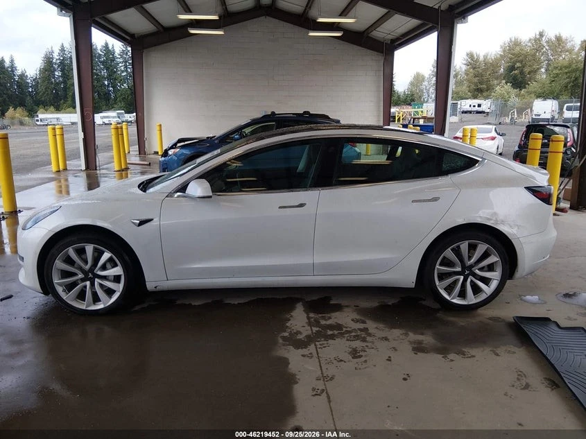 Tesla Model 3 LONG RANGE DUAL MOTOR AWD, снимка 4 - Автомобили и джипове - 56531729