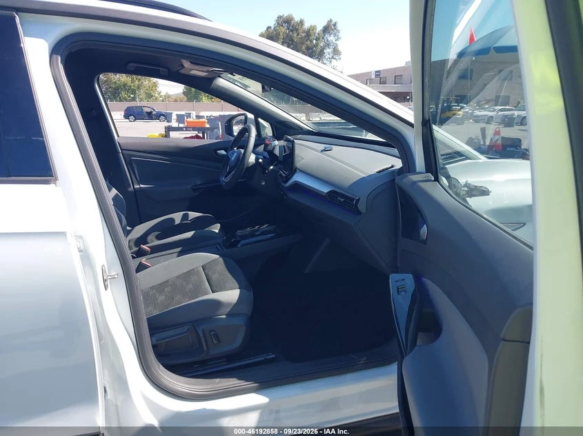 VW ID.4 Volkswagen Pro, снимка 4 - Автомобили и джипове - 56565016
