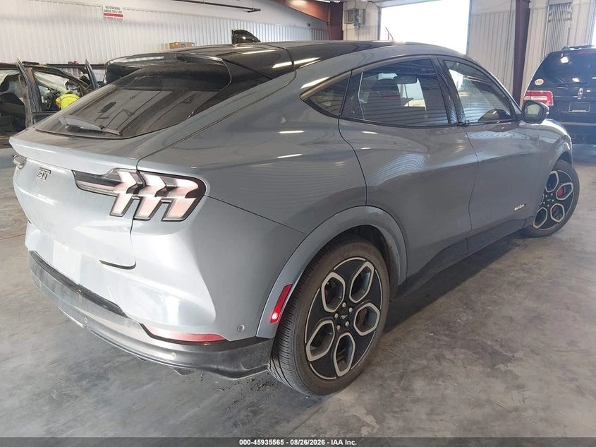 Ford Mustang Mach-E GT, снимка 5 - Автомобили и джипове - 56657128
