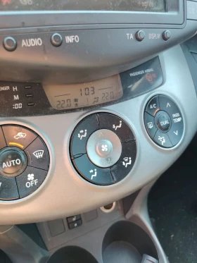 Toyota Rav4 2.2D-CAT, снимка 8