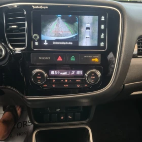 Mitsubishi Outlander 3.0L GT S-AWC PLATINUM FULLY EQUIPPED, снимка 12