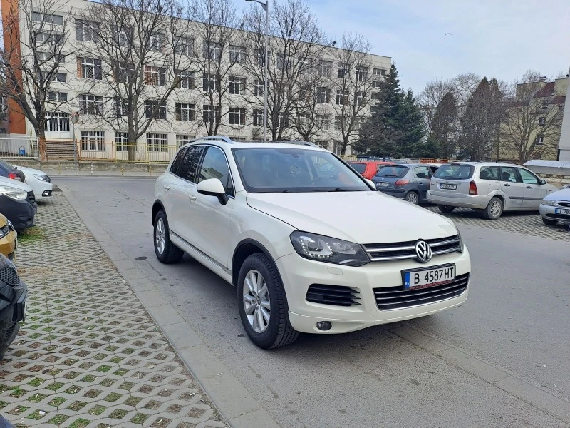 VW Touareg 3.0 TDI, снимка 1 - Автомобили и джипове - 44750269