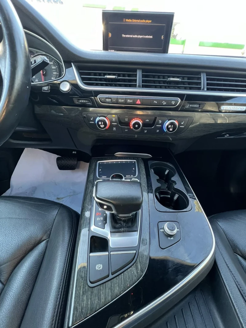Audi Q7 3.0 TURBO PREMIUM PLUS, снимка 11 - Автомобили и джипове - 50353819