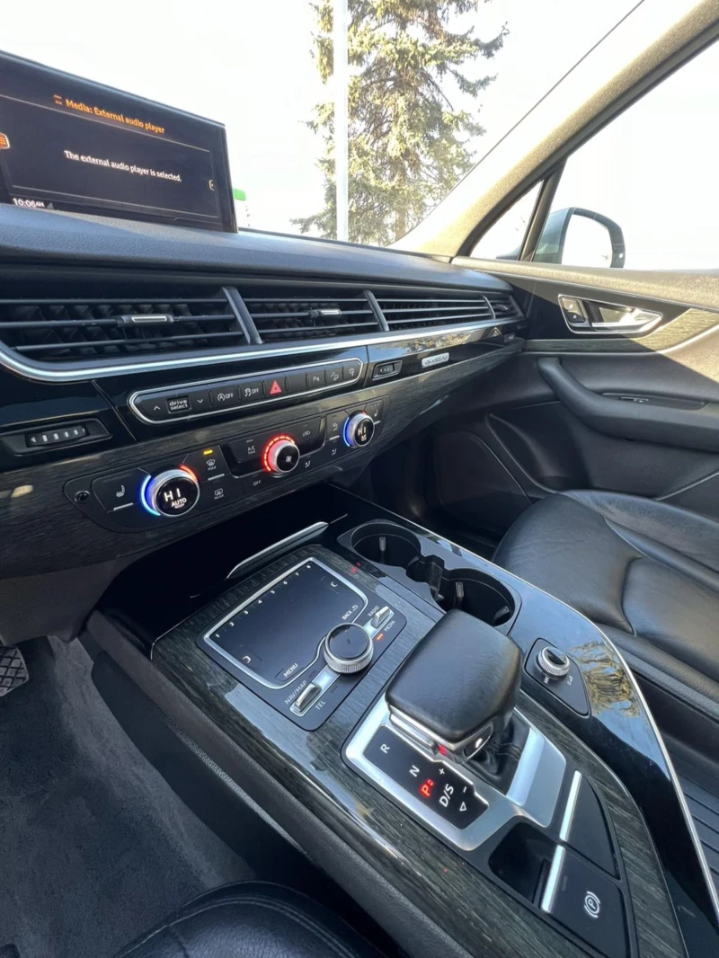 Audi Q7 3.0 TURBO PREMIUM PLUS, снимка 10 - Автомобили и джипове - 50353819