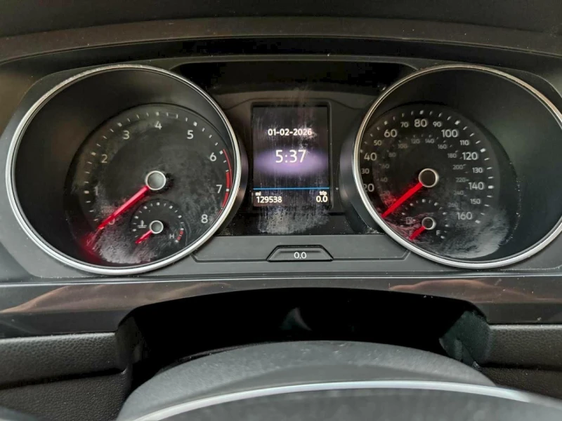 VW Tiguan, снимка 8 - Автомобили и джипове - 53013957