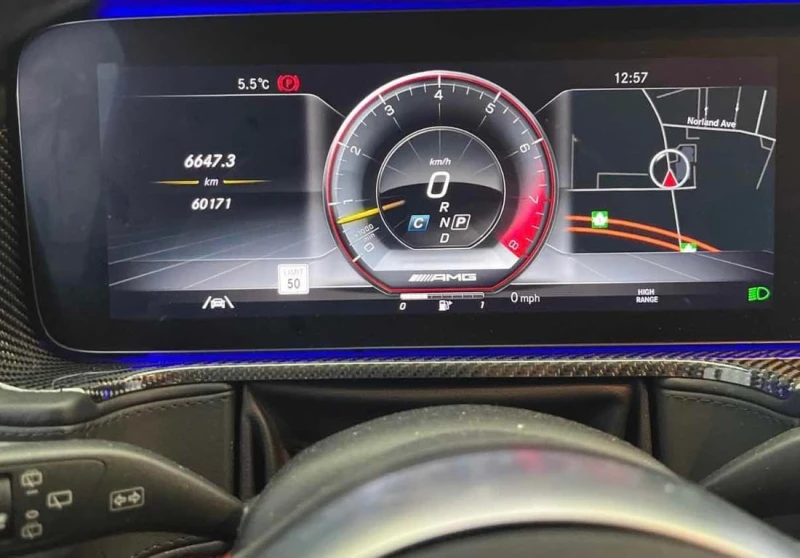 Mercedes-Benz G * AMG 63 * CARFAX * БЕЗ ПЪРВОНАЧАЛНА ВНОСКА, снимка 8 - Автомобили и джипове - 53093096