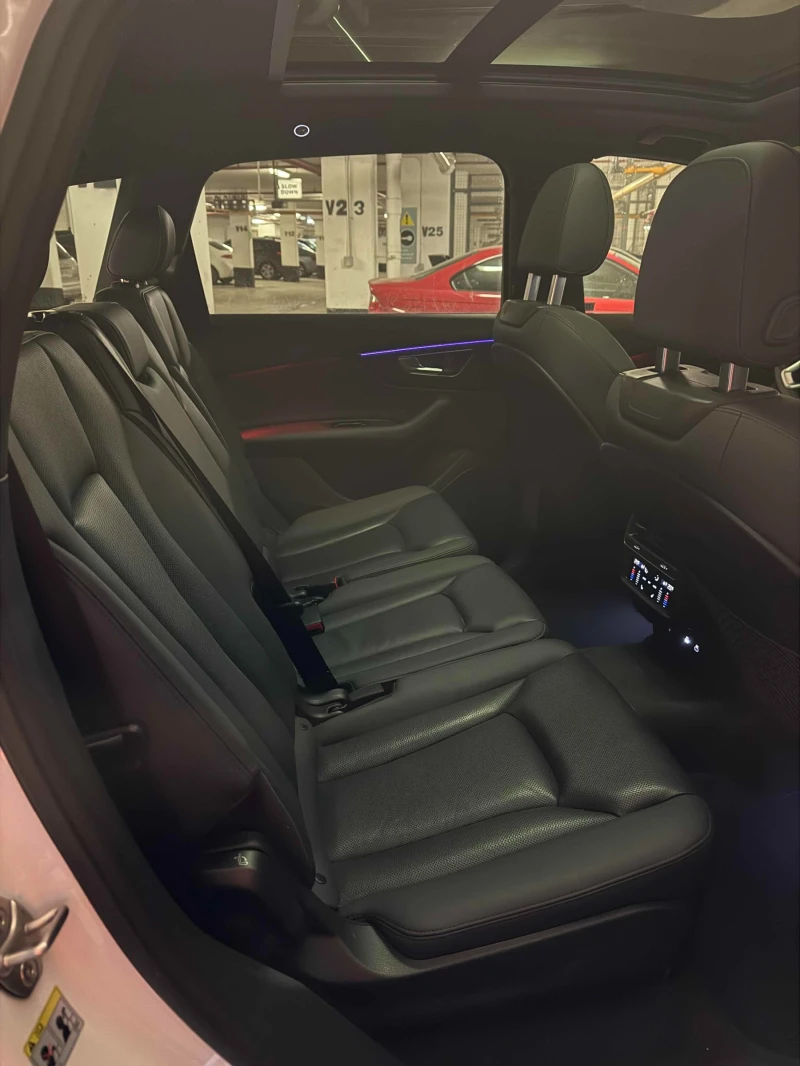 Audi Q7 Progressiv* 360Camera* Distronic* BlindSpot* Panor, снимка 10 - Автомобили и джипове - 53245451