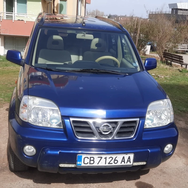 Nissan X-trail 2.2, снимка 4 - Автомобили и джипове - 53275188