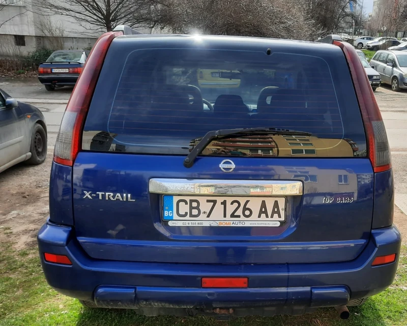 Nissan X-trail 2.2, снимка 10 - Автомобили и джипове - 53275188