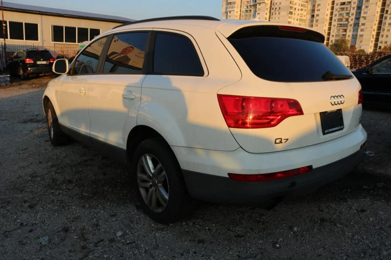 Audi Q7 3.6, снимка 9 - Автомобили и джипове - 34664125