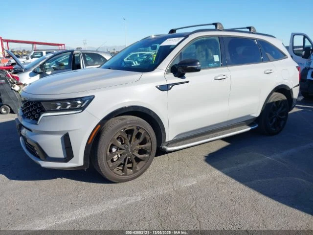 Kia Sorento SX* CARPLAY* ПОДГРЕВ* ПАНОРАМА* DISTRONIC* KEYLESS - изображение 3