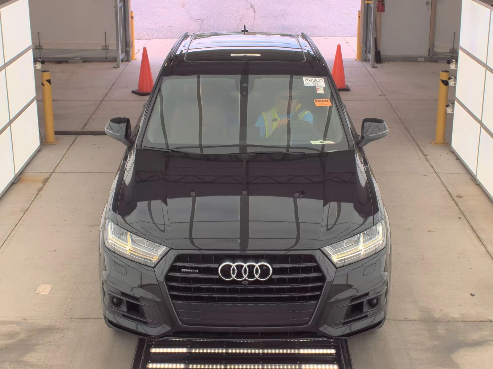 Audi Q7 PRESTIGE* BLACK OPTIC* MATRIX* DISTRO* ОБДУХ* BOSE - изображение 2