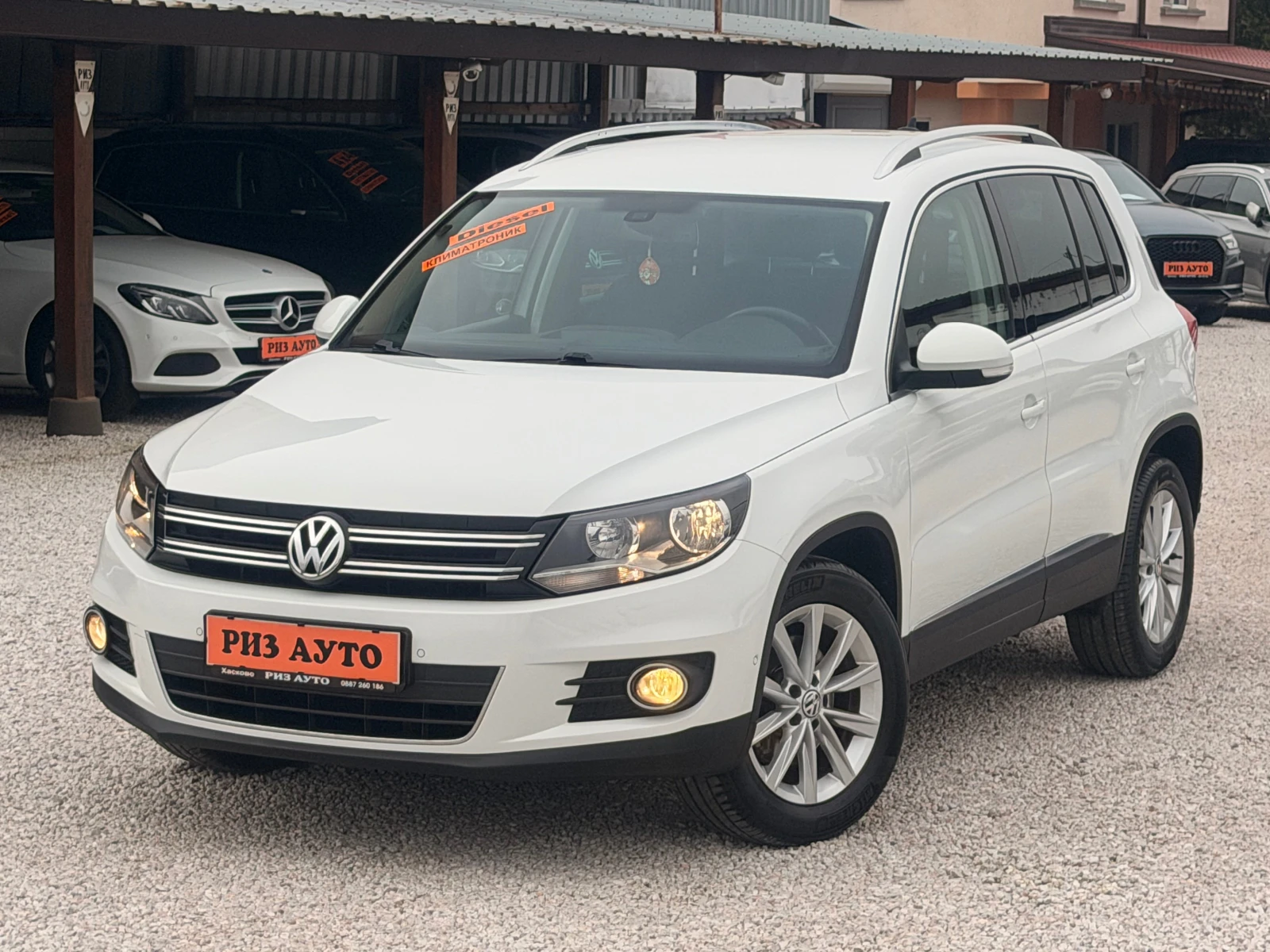 VW Tiguan 2.0TDI* 100%km* КАМЕРА* 6ск* ЛИЗИНГ, снимка 14 - Автомобили и джипове - 53836434