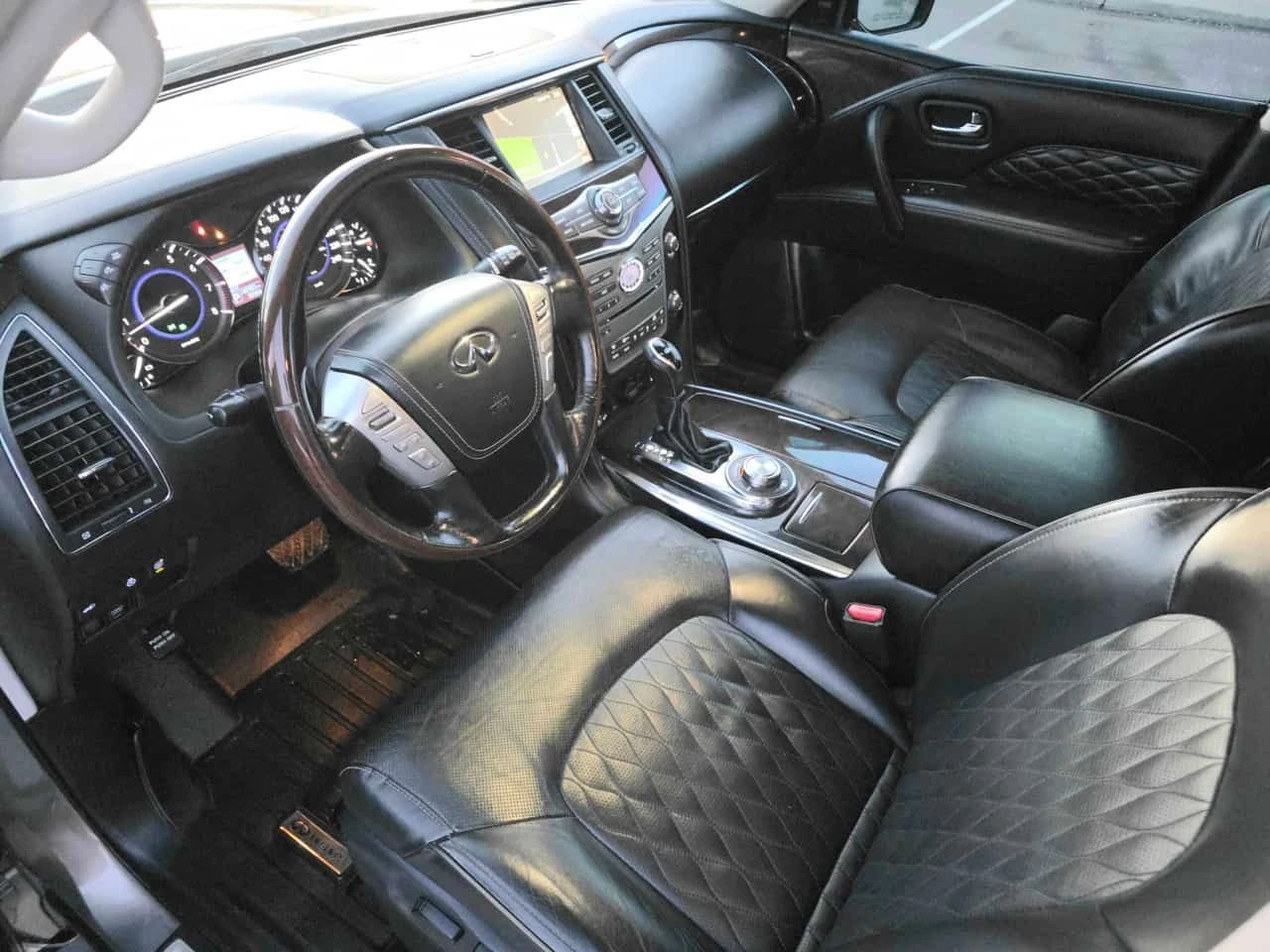 Infiniti QX80 LUXE 7 Passenger  CARFAX | Mobile.bg � ����������� 5