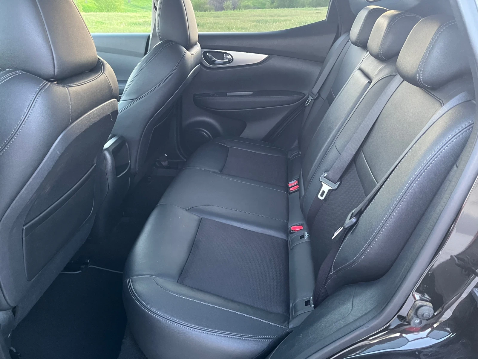 Nissan Qashqai 1.6 Dizel 4x4 FullFull, снимка 12 - Автомобили и джипове - 54141856