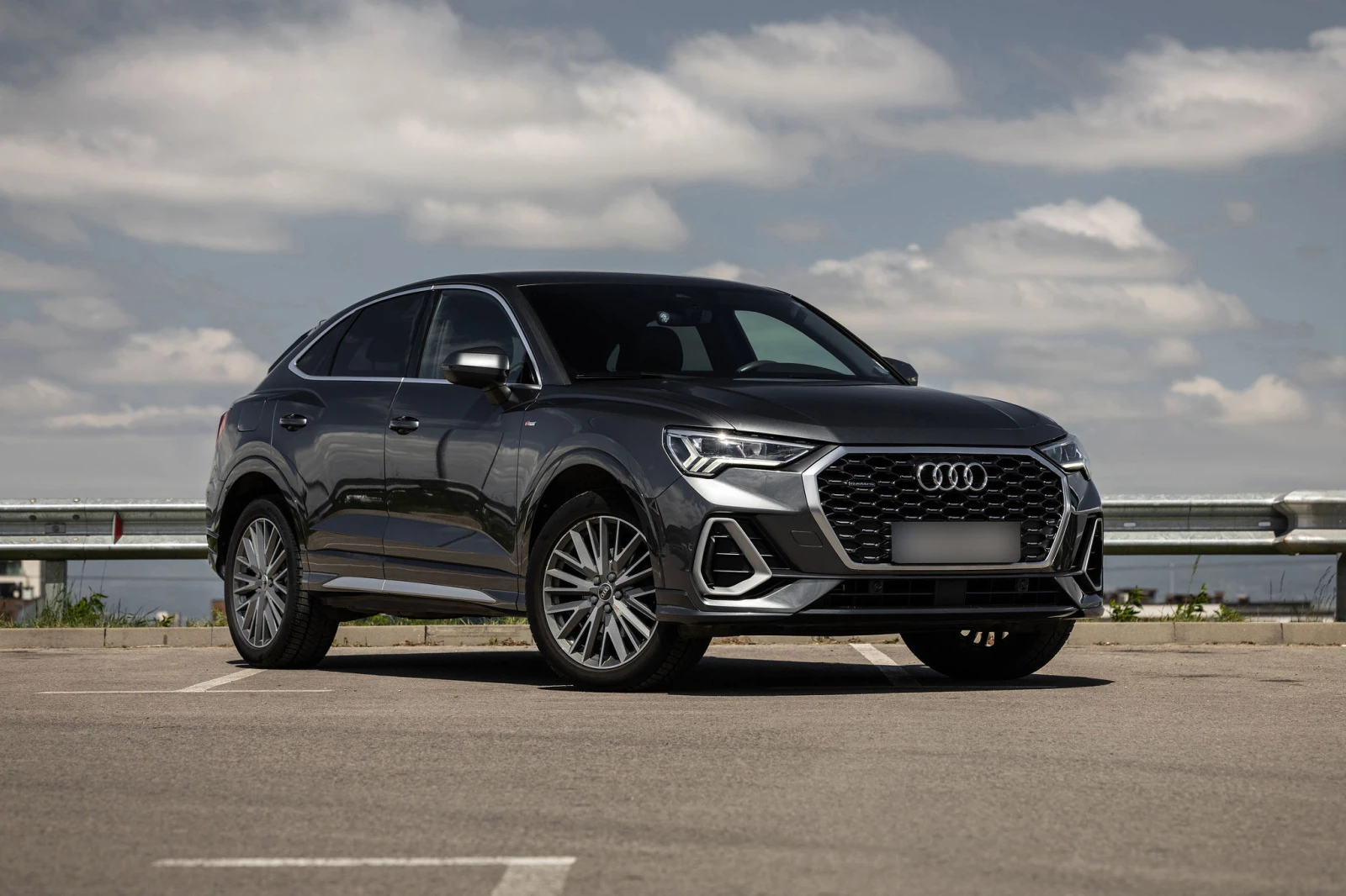 Audi Q3 Sportback S-Line, снимка 5 - Автомобили и джипове - 54610110