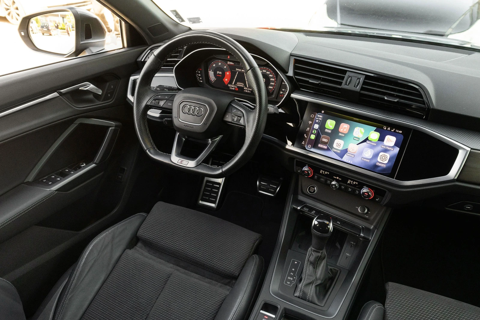 Audi Q3 Sportback S-Line, снимка 9 - Автомобили и джипове - 54610110