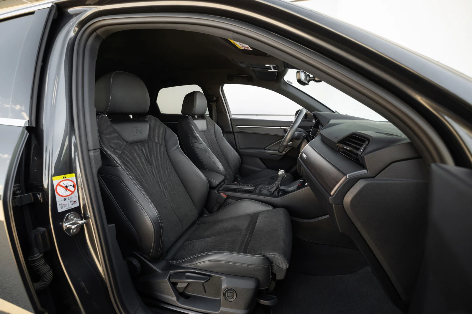 Audi Q3 Sportback S-Line, снимка 7 - Автомобили и джипове - 54610110