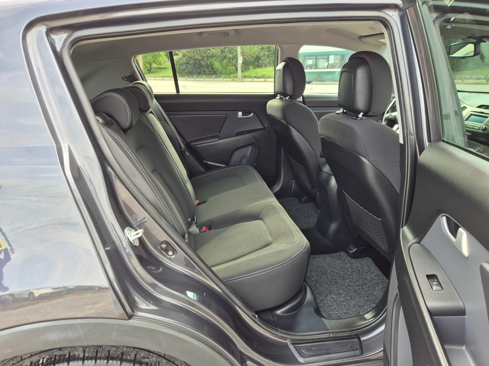 Kia Sportage 1.7CRDI | Mobile.bg � ����������� 10