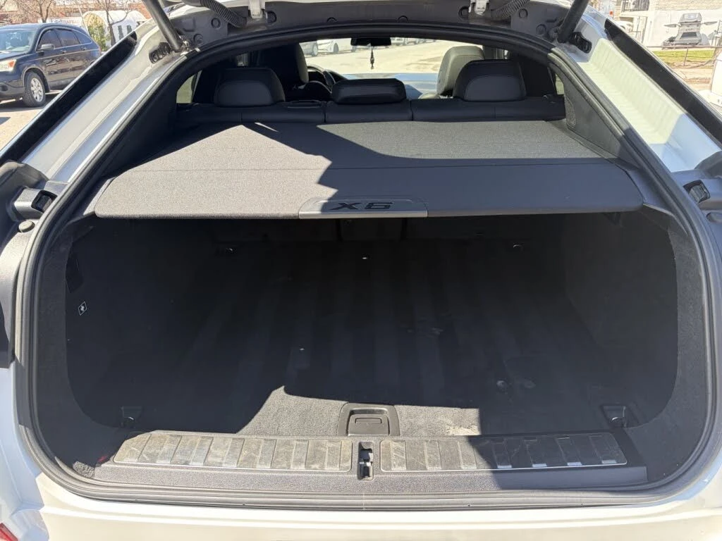BMW X6 40i* M SPORT* HEAD UP* HARMAN KARDON* 360* ПАНО, снимка 7 - Автомобили и джипове - 55300903