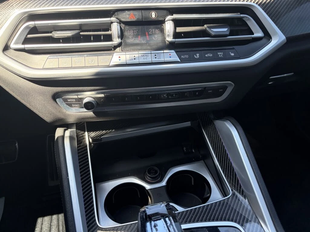 BMW X6 40i* M SPORT* HEAD UP* HARMAN KARDON* 360* ПАНО, снимка 13 - Автомобили и джипове - 55300903