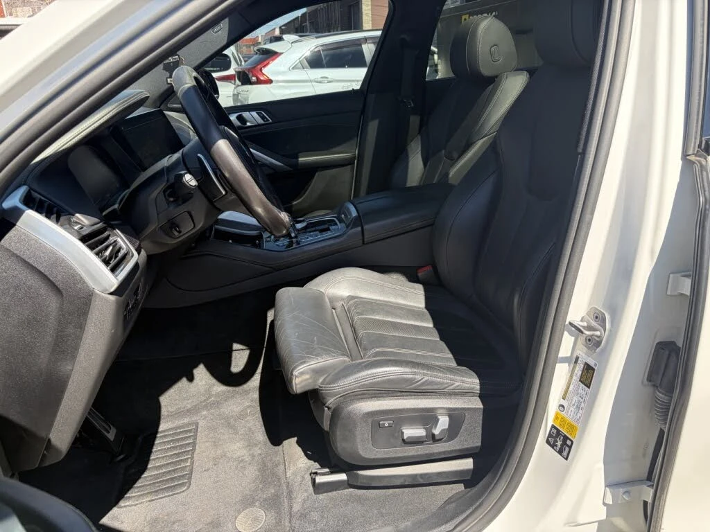 BMW X6 40i* M SPORT* HEAD UP* HARMAN KARDON* 360* ПАНО, снимка 8 - Автомобили и джипове - 55300903