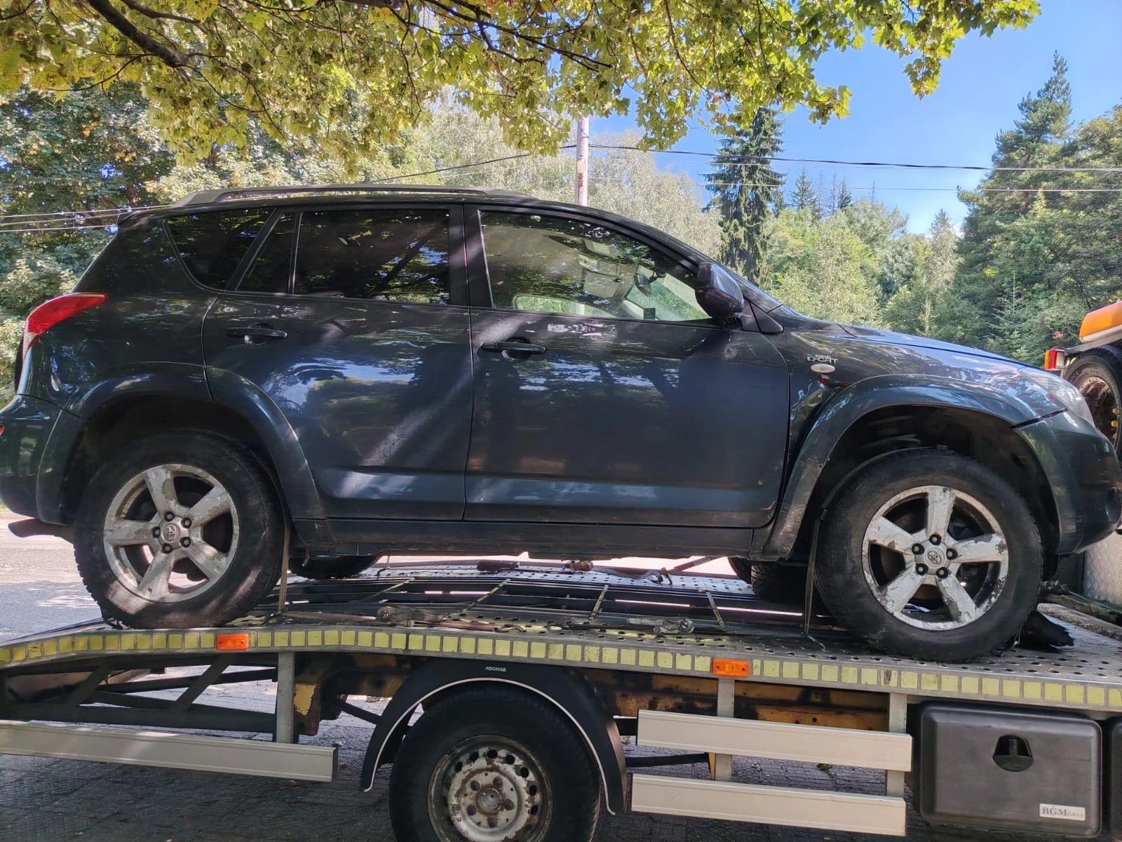 Toyota Rav4 2.2D-CAT, снимка 4 - Автомобили и джипове - 55570204